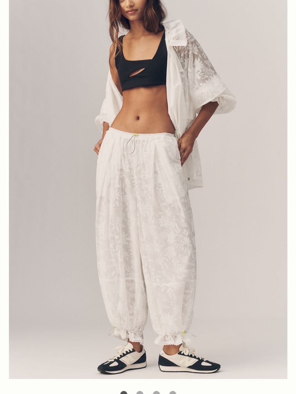 NWT - Anthropologie - Daily Practice White Floral Joggers